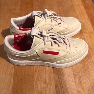 Reebok Milk Sneakers